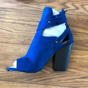 Leila Stone Lorika in Limoges Blue NIB